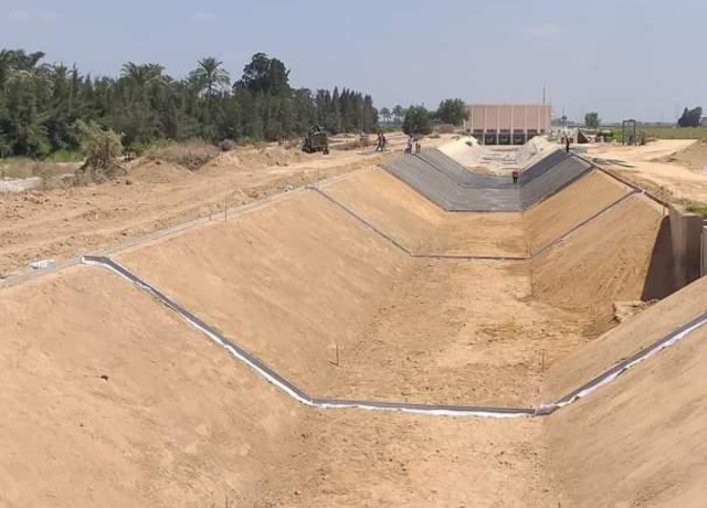 Lining of Kafr al-Dawar canals